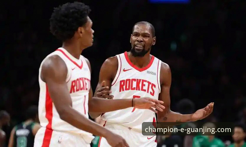 NBA常规赛最新动态：火箭主场111-94大胜尼克斯，杜兰特27+6+8领衔三连胜